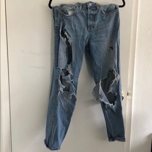 Boyfriend Distressed denim jeans